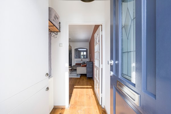 Foto - Te koop: Karakteristieke tussenwoning met garage in Tilburg!